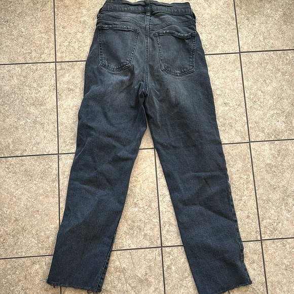 Old Navy Women's Jeans The Sky HI Straight Extra High Rise - Picture 2 of 2